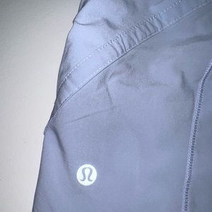 Lululemon track that shorts